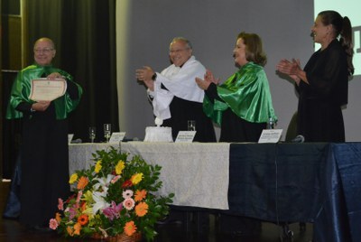 Da esquerda para a direita: João Carlos de Souza Côrtes, Luiz Pedro San Gil Jutuca, Ana Maria Mendes Monteiro Wandelli e Cristina Hoffman (Foto: Comso)