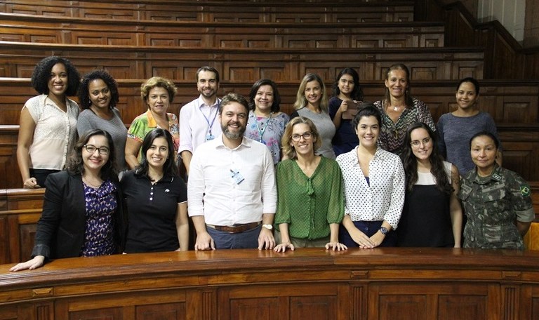 Participantes do debate que celebrou o aniversário de um ano da CPP (Foto: Felipe Monteiro/HUGG)