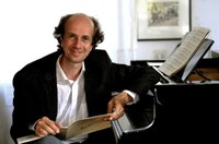 Pianista alemão apresenta concerto e ‘master classes’ no IVL