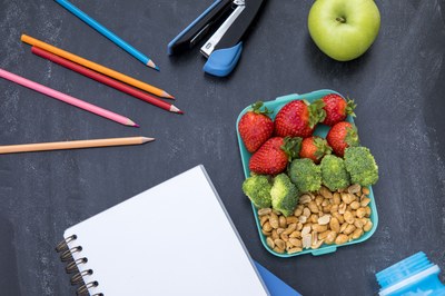 colorful-lunch-with-stationery-table.jpg