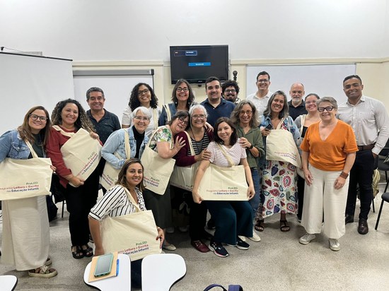 Formadores estaduais e técnicos da UNIRIO atuantes no Pro-LEEI (Foto: Divulgação)