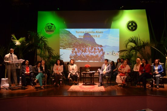 Autoridades da UNIRIO e da EEAP participaram do evento (Foto: Comso)