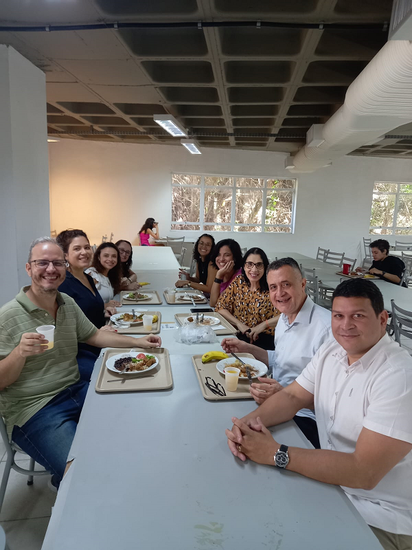 Gestão atual almoça no RE