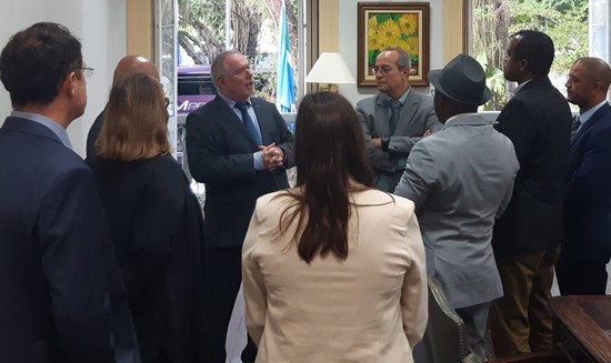Encontro reúne professora da UNIRIO e juristas internacionais