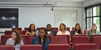 Estudantes da UNIRIO participam da  2ª Jornada de Educação a Distância (foto: Comso)
