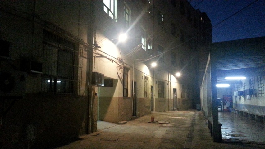 Restaurada iluminação na frente do Bloco D