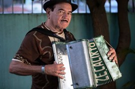 Filme sobre sanfona típica da cultura nordestina abre mostra artística do IVL