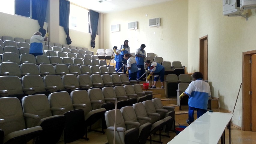 Limpeza do Anfiteatro Geral