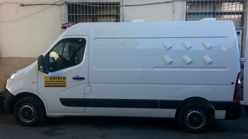 Área de Anatomia agora conta com veículo para transporte de corpos