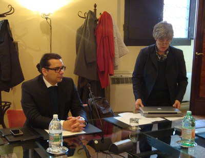 Diretor de Pós-Graduação da UNIRIO, Paulo Cavalcante, com vice-reitora da Universidade de Bolonha, Carla Salvaterra