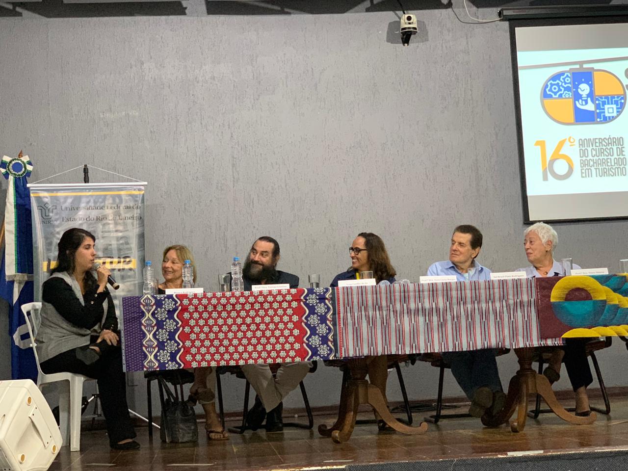Mesa de Comemoração do Aniversário do Curso de Bacharelado em Turismo