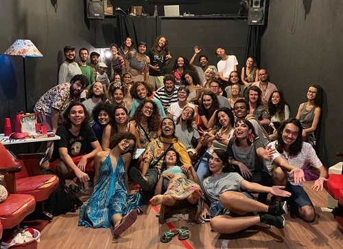  Alunos da UNIRIO no teatro dos anfitriões em Sorocaba