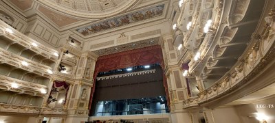 Fig. 5 - SemperOper_ Boca de Cena e 4 orgens de balcoes_ 20230611_141649.jpg