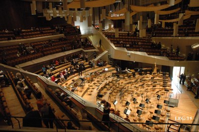 fig. 03 - filarmonica de berlin- vista orquestra.jpg