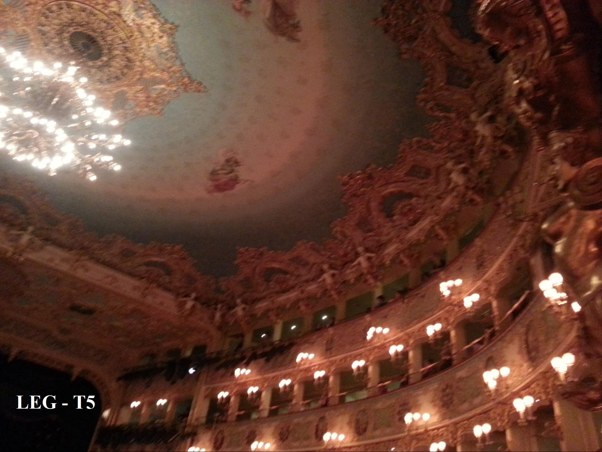 La Fenice- Teto do Teatro.jpg