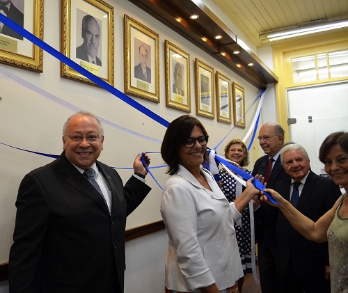 Da esquerda para a direita: Luiz Pedro San Gil Jutuca; Sônia Kaminitz; Malvinna Tuttman; Sérgio Magarão; Pietro Novellino; e Carmen Saramago (Foto: Comso)
