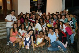 Participantes do 'Teatro em Comunidades' se apresentam na UNIRIO e na Maré