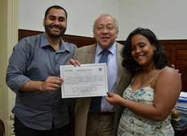 Reitor recebe representantes do Diretório Acadêmico de Direito