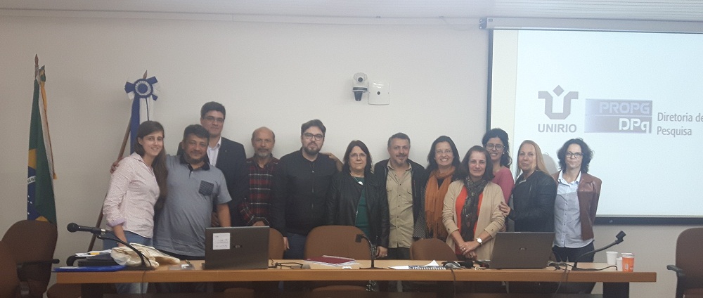 Parte da equipe da DPQ e os avaliadores do CNPq (Foto: DPQ)