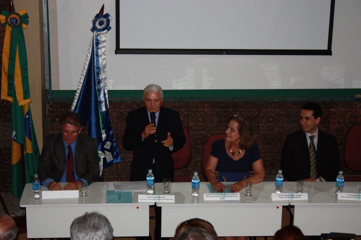 Comemorado no Instituto Biomédico o Jubileu de Ouro dos Formandos de Medicina da turma de 1963 (Turma Guerreiro de Faria)