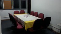 Substituídas as cadeiras da sala de reuniões do IB (A-206)