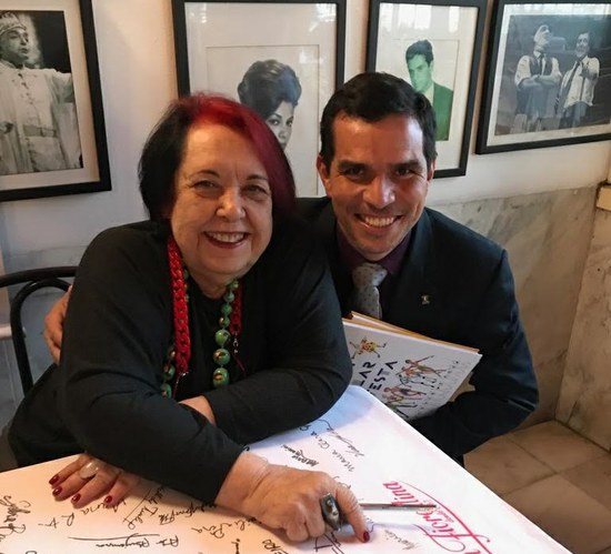 Rosa Magalhães e o vice-reitor Ricardo Cardoso (Imagem: arquivo pessoal) Rosa Magalhães e o vice-reitor Ricardo Cardoso (Imagem: arquivo pessoal)