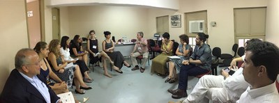 Estudantes de Harvard conversam com professores da UNIRIO e da USP, e com o deputado Jean Wyllys (Foto: PPGHIV/HV)