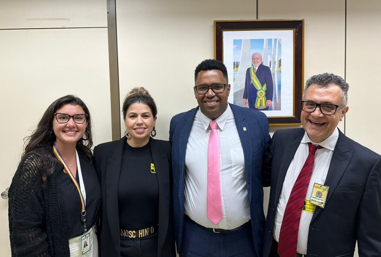 Bruna e Da Costa com Sorriso