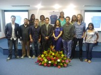 Encontro reúne intercambistas brasileiros e estrangeiros para troca de experiências