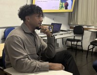 Escola de Museologia recebe artista pernambucano Jeff Alan