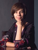 Escritora Veronica Stigger ministra conferência sobre a artista francesa Sophie Calle e a construção de narrativas