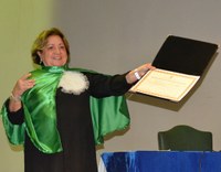 UNIRIO concede título de Professor Emérito à docente da EEAP Nébia Maria Almeida Figueiredo