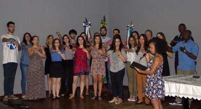 Juramento lido pela discente Gabriela de Araújo Gomes