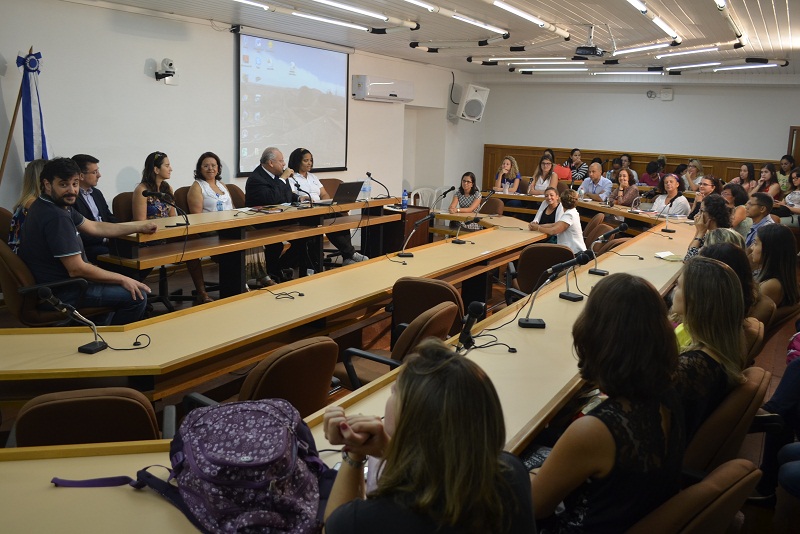 O reitor Luiz Pedro San Gil Jutuca abriu o evento na manhã desta sexta-feira (Foto: Comso)