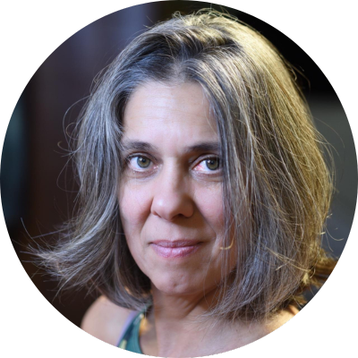 Prof_Adrianne Ogêda Guedes