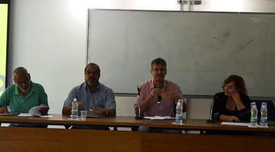 Palestrantes debatem questões sobre o trabalho na Indústria Naval (Foto: Comso)