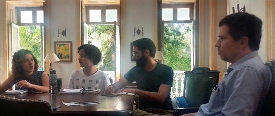 Reunião realizada em 29 de agosto com reitor, vice-reitor, chefe de gabinete, pró-reitora de assuntos estudantis e representantes do DCE (Foto: Comso) Reunião realizada em 29 de agosto com reitor, vice-reitor, chefe de gabinete, pró-reitora de assuntos estudantis e representantes do DCE (Foto: Comso)