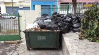 Nota da Direção do IB sobre o acúmulo de lixo/entulho nas caçambas da unidade