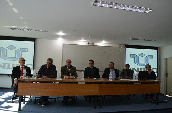 MesaeventoIndstriaNaval.jpg
