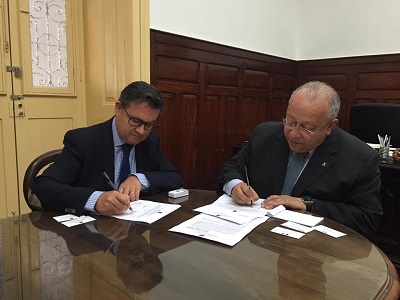 UNIRIO assina acordo de cooperação acadêmica com o Consulado da França
