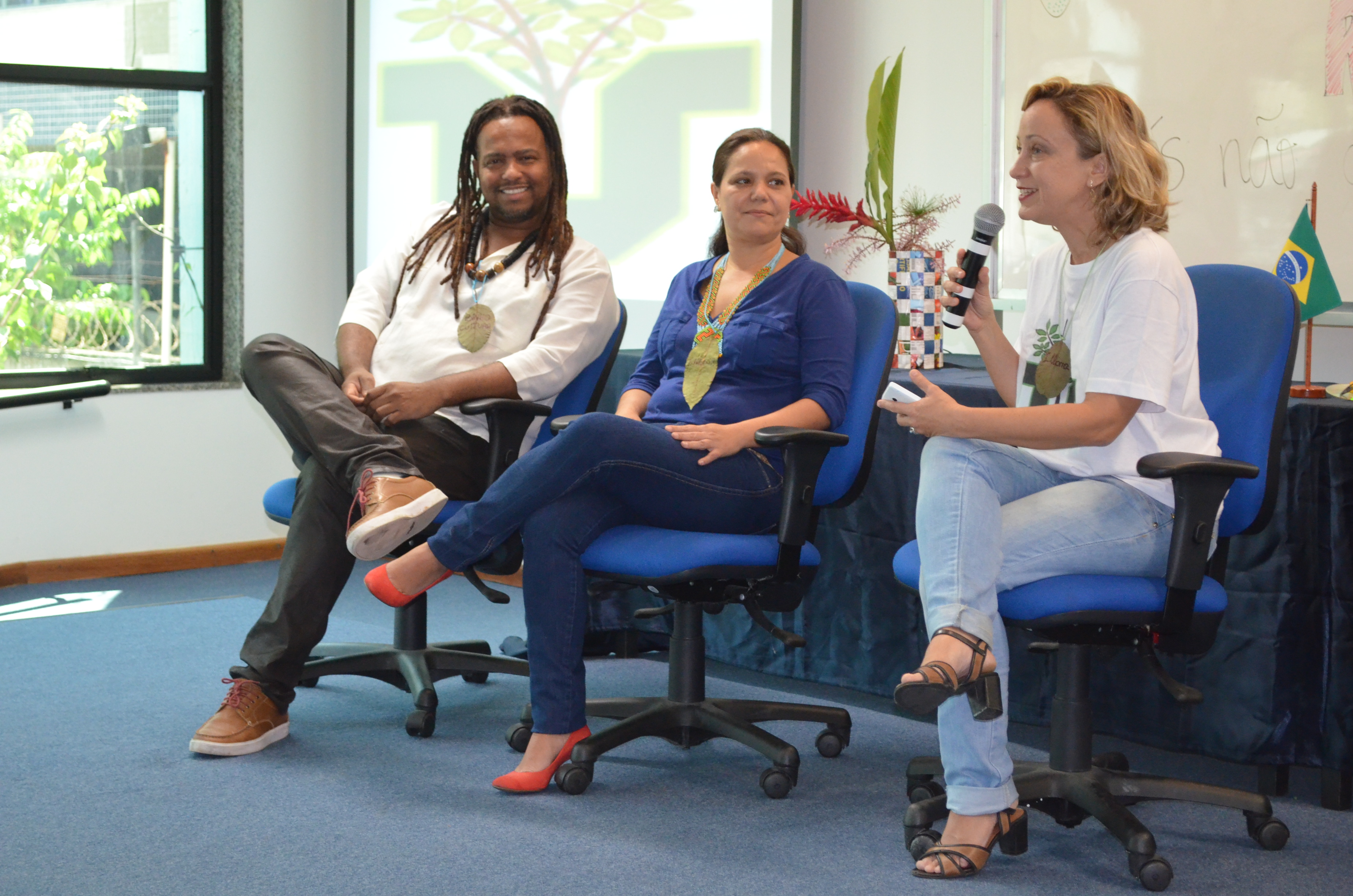 VI EIA debate sobre Iniciativas Ambientais, Mudanças Climáticas e Gerenciamentos do Uso de Recursos 