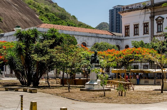 Inovação e cultura: PROAD anuncia projetos para a Praça Guilherme Figueiredo.