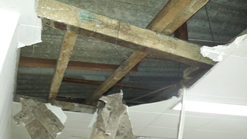 Interdição da sala F-203