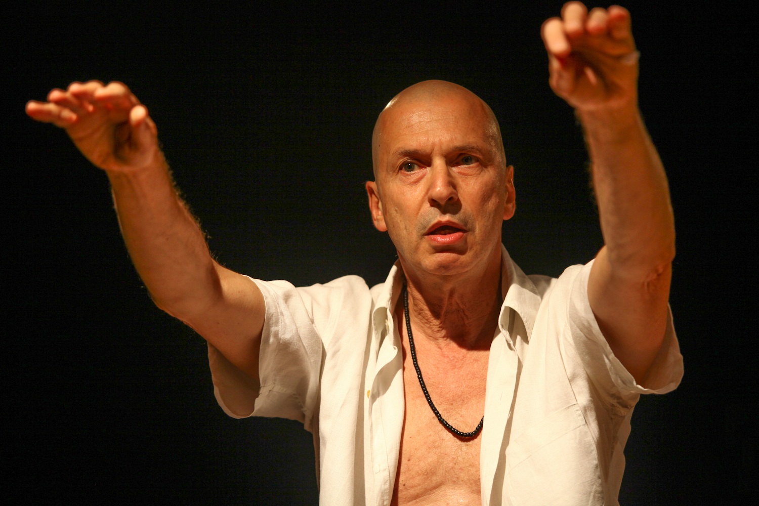 Ator, diretor e pedagogo francês ministra palestra nesta terça-feira, 24 