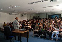 Estudantes participam da  Aula Inaugural do curso Pré-vestibular Social UNIRIO Estudantes participam da  Aula Inaugural do curso Pré-vestibular Social UNIRIO